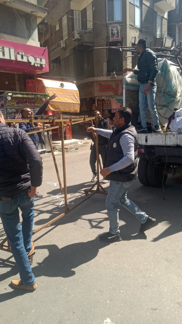  حملة مكبرة على المحال والباعة الجائلين لضبط مخالفات بيع الألعاب النارية  